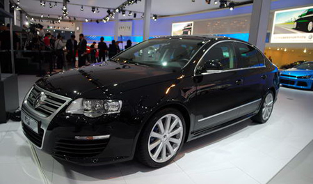 VW debuts Passat R36 at Guangzhou auto show